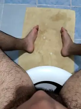 Snapshot of knulll123 chatting on 10-06-25, 04:59 knulll123 online show from 10-06-25, 04:59