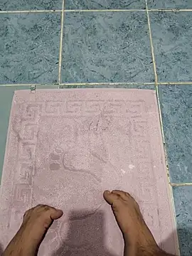 Snapshot of knulll123 chatting on 11-25-25, 04:07 knulll123 online show from 11-25-25, 04:07