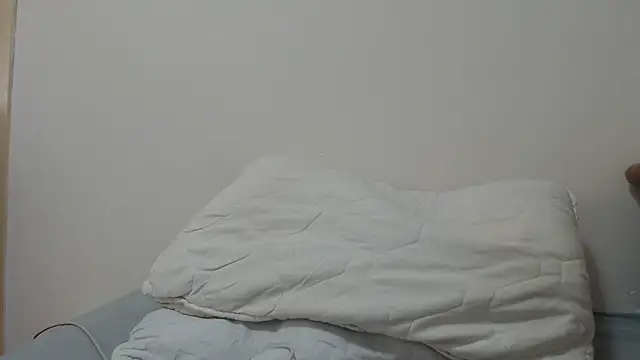 Snapshot of Maryem637048 chatting on 02-11-26, 12:54 Maryem637048 online show from 02-11-26, 12:54