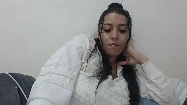 Maryem637048 online show from 03-13-26, 02:34