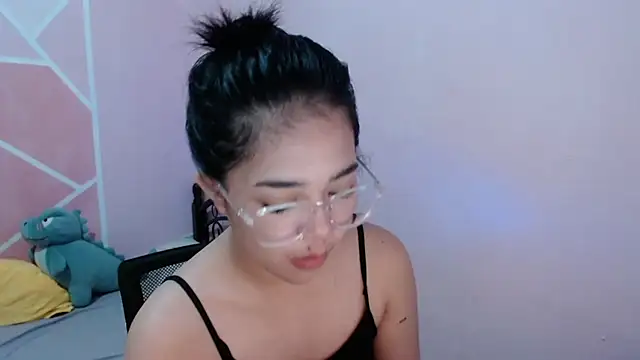 Snapshot of aaliyah_walker chatting on 11-20-25, 12:05 aaliyah walker online show from 11-20-25, 12:05