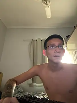 Snapshot of safadezanunes2 chatting on 09-19-25, 06:08 safadezanunes2 online show from 09-19-25, 06:08