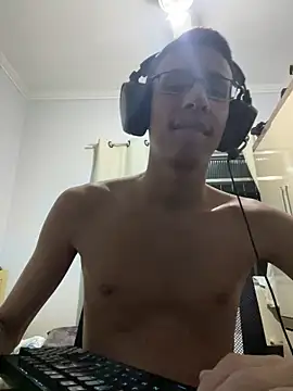 Snapshot of safadezanunes2 chatting on 03-17-26, 01:21 safadezanunes2 online show from 03-17-26, 01:21