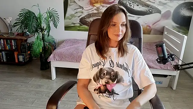 Snapshot of jenny__cutey chatting on 05-31-26, 04:09 jenny cutey online show from 05-31-26, 04:09