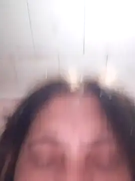 Tudiablita21 online show from 10-31-25, 08:04