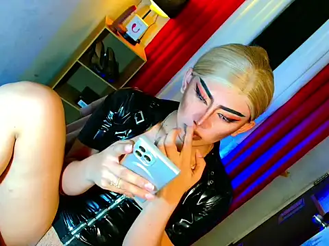 Snapshot of Queen_yasii_88 chatting on 12-02-25, 03:29 Queen yasii 88 online show from 12-02-25, 03:29