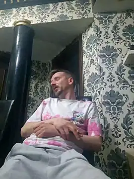 raducori online show from 04-18-26, 07:07