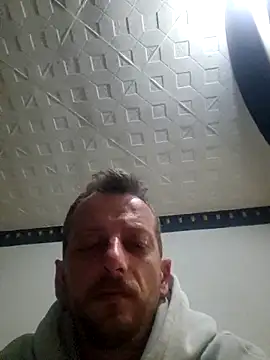 raducori online show from 04-26-26, 01:58