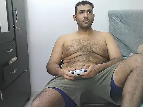 morenocabro10 online show from 04-10-26, 11:42