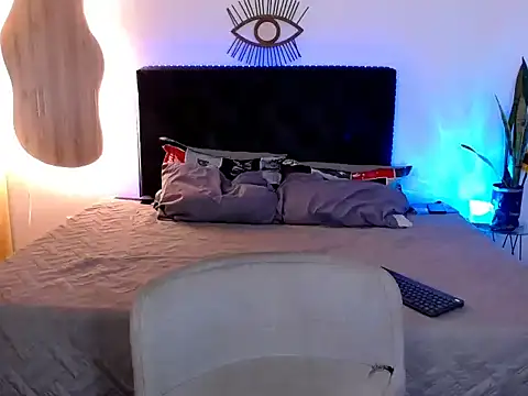 NoahDevil18 online show from 09-28-25, 10:48