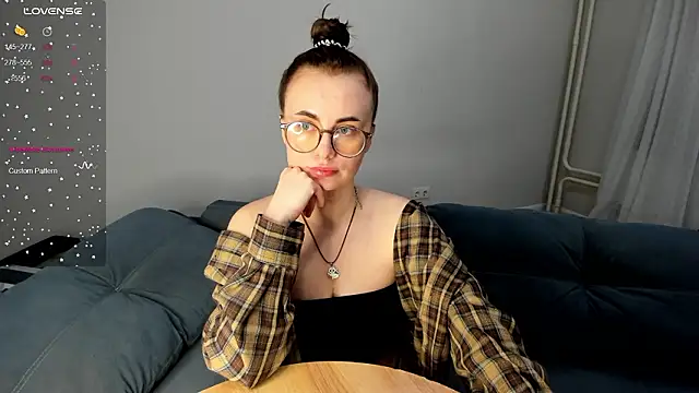 MewStella online show from 03-07-26, 03:31