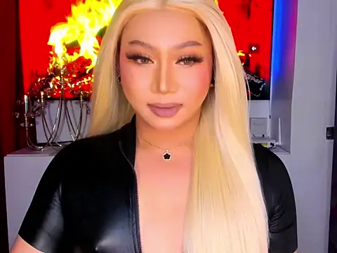 Snapshot of Madisonwill chatting on 03-20-26, 04:23 Madisonwill online show from 03-20-26, 04:23