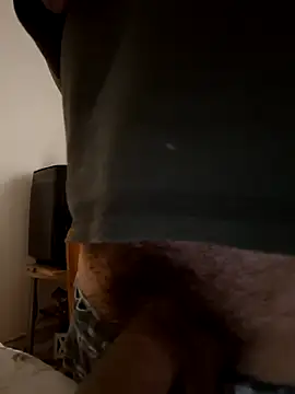 hugecock4u1990 online show from 09-25-25, 01:20