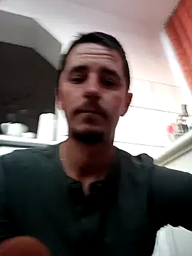 hugecock4u1990 online show from 04-14-26, 04:29