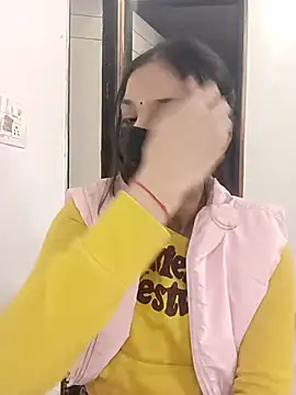 Cute Rakhi8 online show from 11-19-25, 04:34