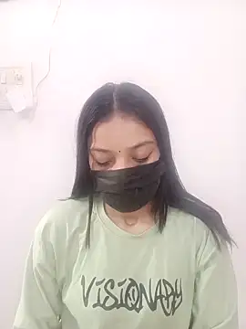 Cute Rakhi8 online show from 03-18-26, 06:16