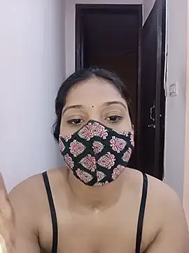 Snapshot of Cute_Rakhi8 chatting on 07-13-26, 05:54 Cute Rakhi8 online show from 07-13-26, 05:54
