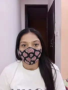 Snapshot of Cute_Rakhi8 chatting on 07-15-26, 05:45 Cute Rakhi8 online show from 07-15-26, 05:45