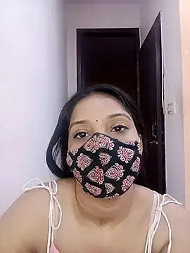 Snapshot of Cute_Rakhi8 chatting on 07-17-26, 05:14 Cute Rakhi8 online show from 07-17-26, 05:14