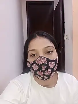 Snapshot of Cute_Rakhi8 chatting on 07-18-26, 05:00 Cute Rakhi8 online show from 07-18-26, 05:00