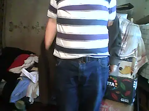 Snapshot of A1B3- chatting on 10-18-25, 01:45 A1B3- online show from 10-18-25, 01:45