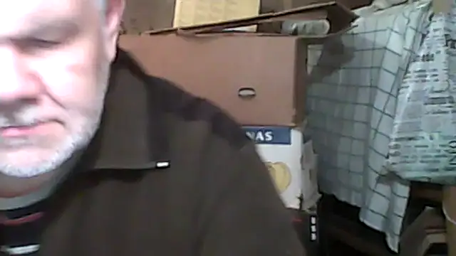 Snapshot of A1B3- chatting on 11-16-25, 03:28 A1B3- online show from 11-16-25, 03:28