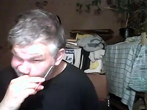 Snapshot of A1B3- chatting on 12-22-25, 02:25 A1B3- online show from 12-22-25, 02:25