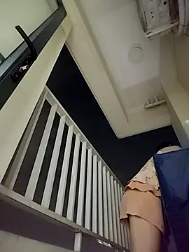 Snapshot of Mei-Mei89 chatting on 12-05-25, 12:58 Mei-Mei89 online show from 12-05-25, 12:58