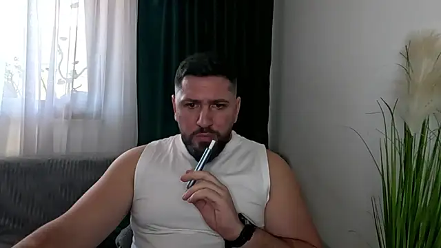 Gold Alpha Boy online show from 03-09-26, 01:15