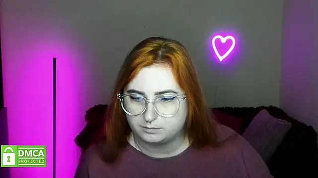 Snapshot of Alicia_love00 chatting on 10-19-25, 11:22 Alicia love00 online show from 10-19-25, 11:22