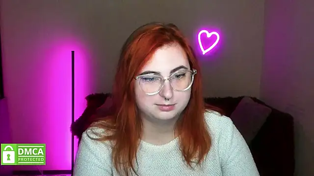 Snapshot of Alicia_love00 chatting on 11-06-25, 06:25 Alicia love00 online show from 11-06-25, 06:25