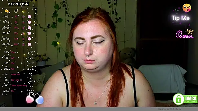 Snapshot of Alicia_love00 chatting on 06-03-26, 02:33 Alicia love00 online show from 06-03-26, 02:33