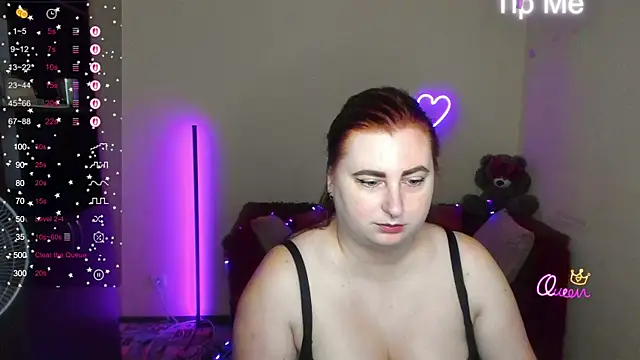 Snapshot of Alicia_love00 chatting on 06-22-26, 05:26 Alicia love00 online show from 06-22-26, 05:26