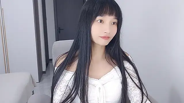 Snapshot of Lisa-3333 chatting on 10-14-25, 01:56 Lisa-3333 online show from 10-14-25, 01:56