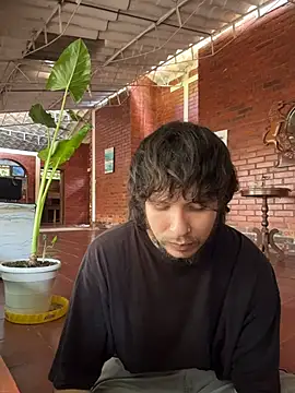 Luxx 14 online show from 09-19-25, 06:30