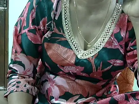 CHAMELI4747 online show from 10-06-25, 08:12