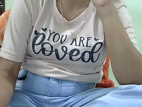 CHAMELI4747 online show from 10-15-25, 07:41