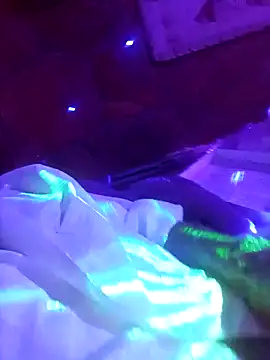 Snapshot of Oaxhot chatting on 10-18-25, 07:20 Oaxhot online show from 10-18-25, 07:20