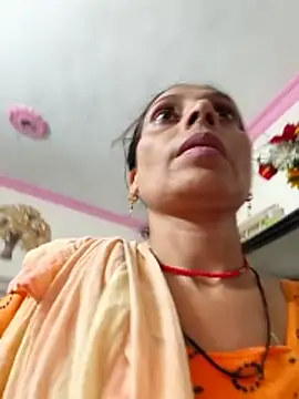 Snapshot of ISHANI-SINGH chatting on 06-13-26, 02:59 ISHANI-SINGH online show from 06-13-26, 02:59