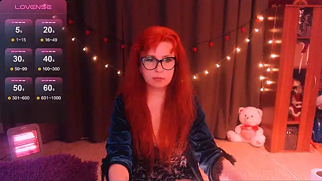 Snapshot of Crystal2207 chatting on 05-19-26, 01:56 Crystal2207 online show from 05-19-26, 01:56