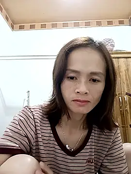 Snapshot of Sexy-loveass20 chatting on 09-16-25, 02:29 Sexy-loveass20 online show from 09-16-25, 02:29