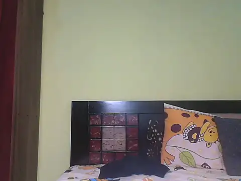 mickle james online show from 10-05-25, 04:11