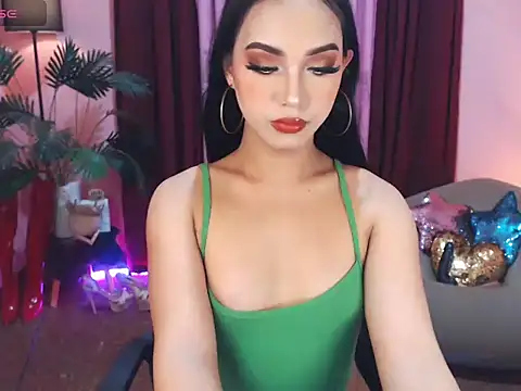 Snapshot of UrasianBIGcock696 chatting on 10-18-25, 04:08 UrasianBIGcock696 online show from 10-18-25, 04:08