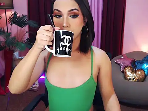 Snapshot of UrasianBIGcock696 chatting on 10-22-25, 04:40 UrasianBIGcock696 online show from 10-22-25, 04:40