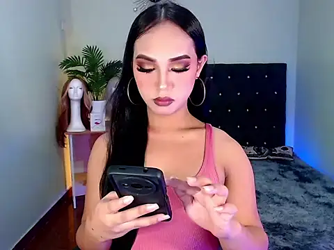 Snapshot of UrasianBIGcock696 chatting on 11-21-25, 10:36 UrasianBIGcock696 online show from 11-21-25, 10:36