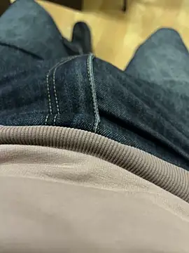 Snapshot of Cruel00 chatting on 11-26-25, 01:12 Cruel00 online show from 11-26-25, 01:12