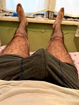 Snapshot of Cruel00 chatting on 11-28-25, 11:46 Cruel00 online show from 11-28-25, 11:46