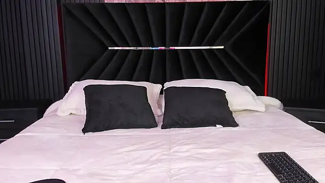 Bigsexxyass online show from 10-21-25, 07:20