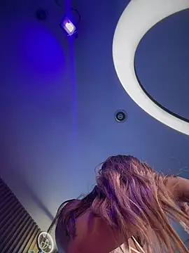 Natalia vidal online show from 04-17-26, 09:18