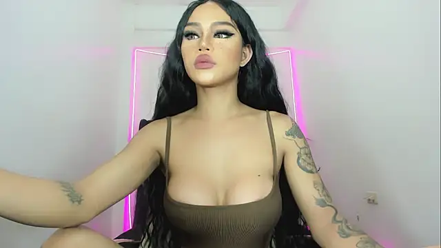 DazzlingDivaLiza online show from 04-08-26, 03:06